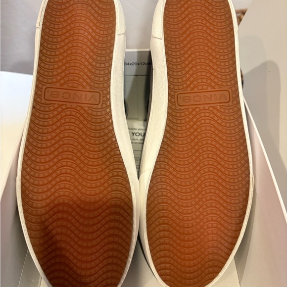 Vince Gray Suede Low Top Sneakers - Picture 4 of 4